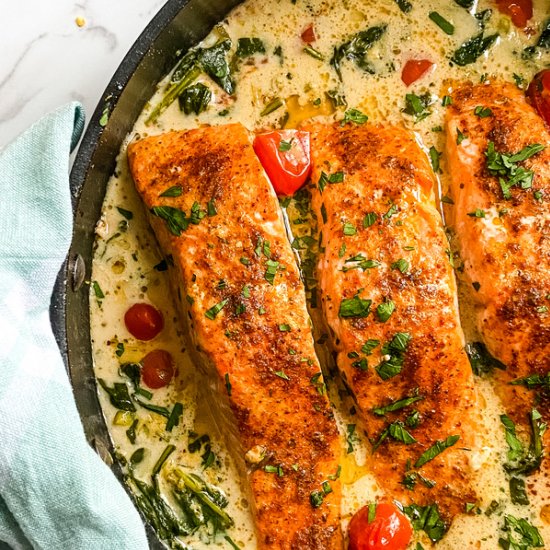 Salmon with Creamy Coconut Sauce