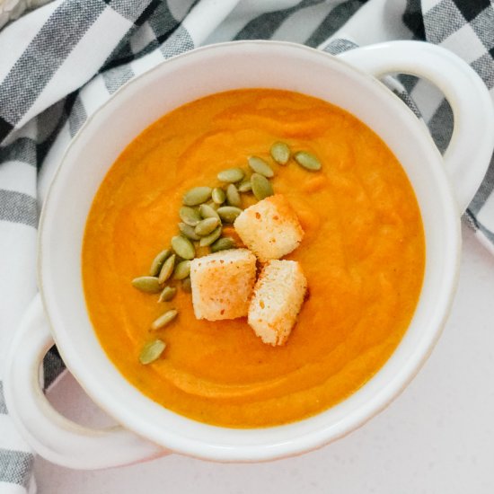 Spicy Ginger Pumpkin Soup