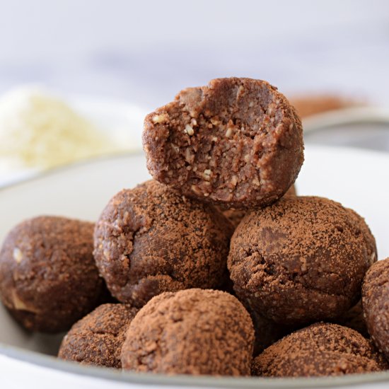 Chocolate Protein Balls