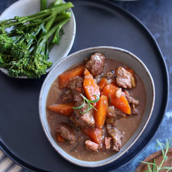 Slow Cooker Beef & Ale Stew