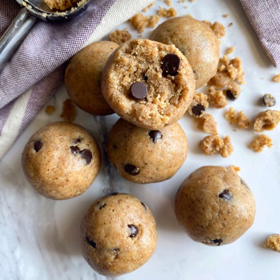 Healthy No Bake Cookie Dough Bites