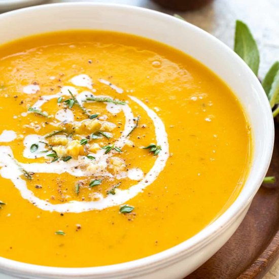 Roasted Acorn Squash Soup