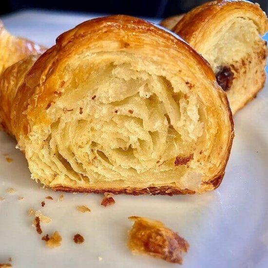 Croissants (and Pain au Chocolat!)