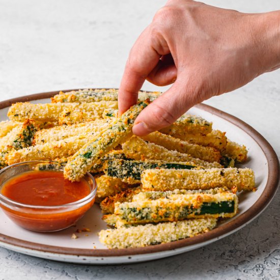 Air Fryer Zucchini Fries