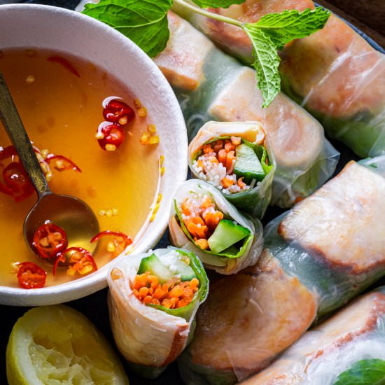 smoked chicken spring rolls