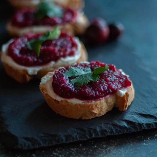 Cranberry Jalapeño Relish Crostini