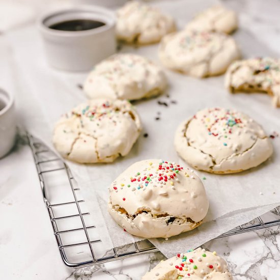 Chewy Chocolate Meringue Cookies