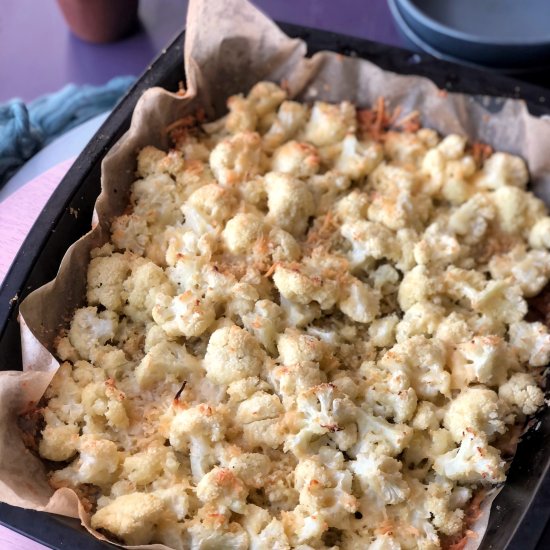 Super cheesy baked cauliflower