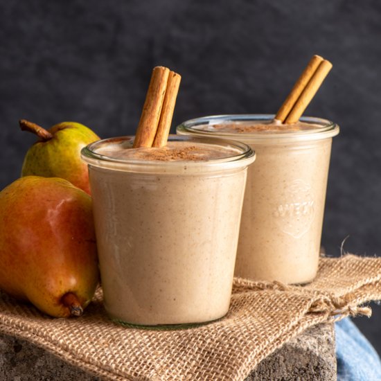 Warming Autumn Pear Smoothie