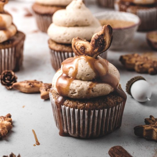 Apple Pie Cupcakes with Caramel