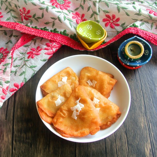 Almond poori (puri)