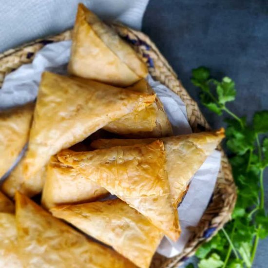 Baked Chicken samosa with phyllo