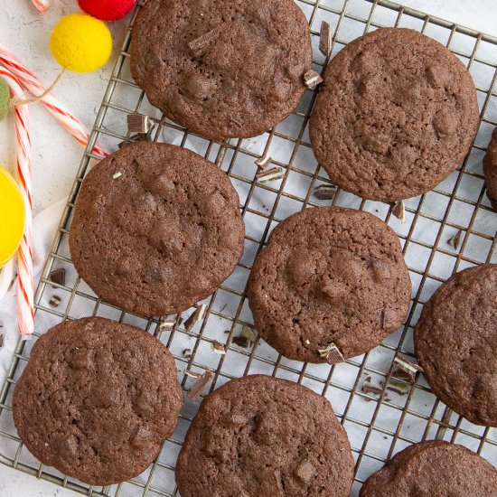 Mint Chocolate Chunk Cookies