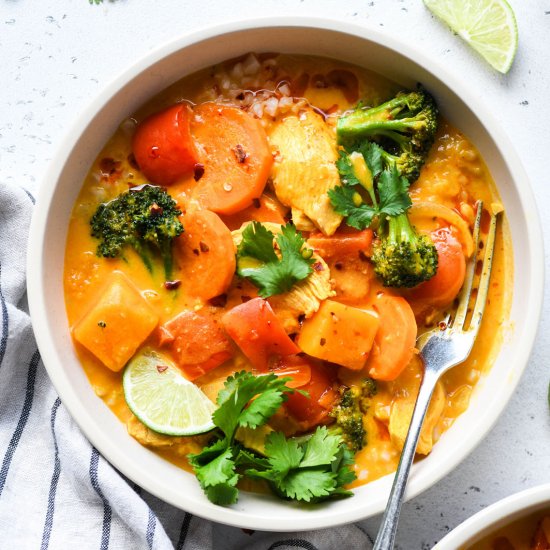 One Pot Whole30 Pumpkin Curry