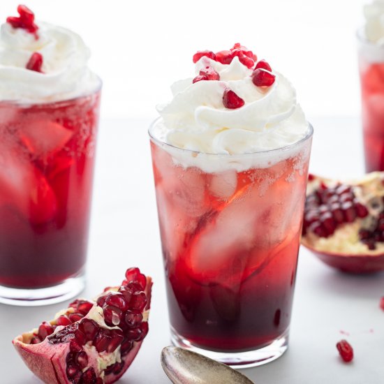 Pomegranate Vanilla Fizz