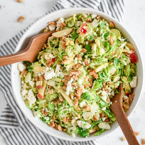 SHAVED BRUSSELS SPROUT & APPLE SALA