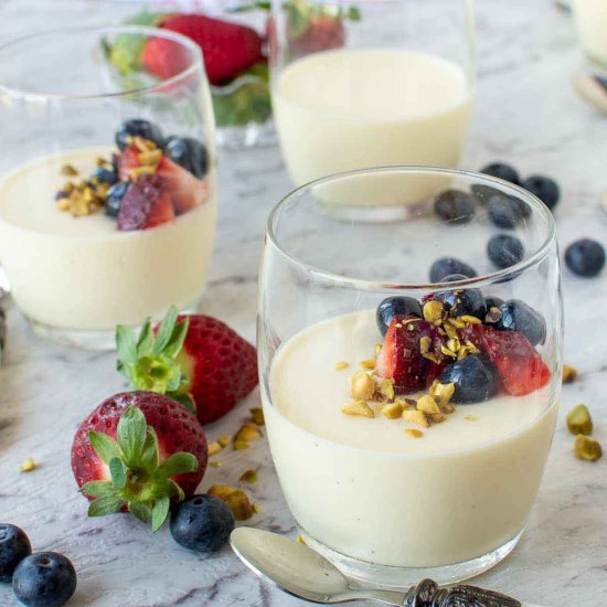 Vanilla Bean Panna Cotta