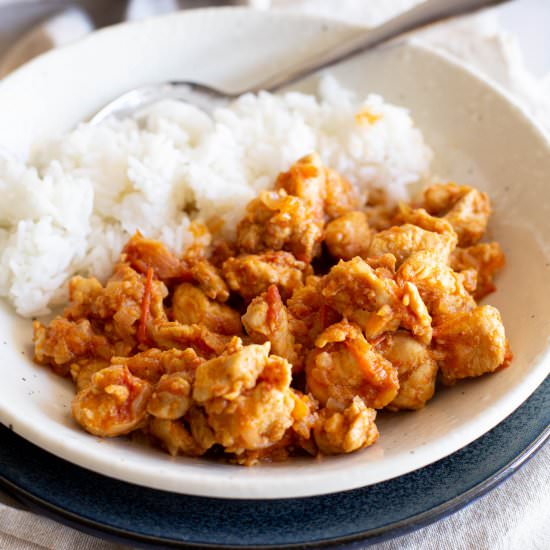 Burmese Lemongrass Chicken Curry