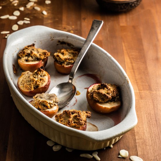 Baked Apples with Cinnamon Sauce