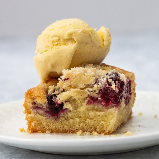 Blackberry Crumble Cake