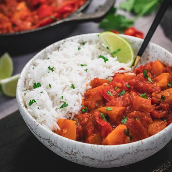 Bell Pepper Curry with Sweet Potato