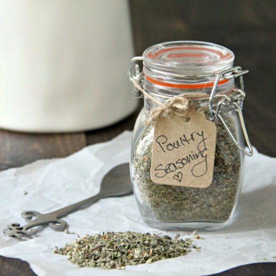 DIY Poultry Seasoning