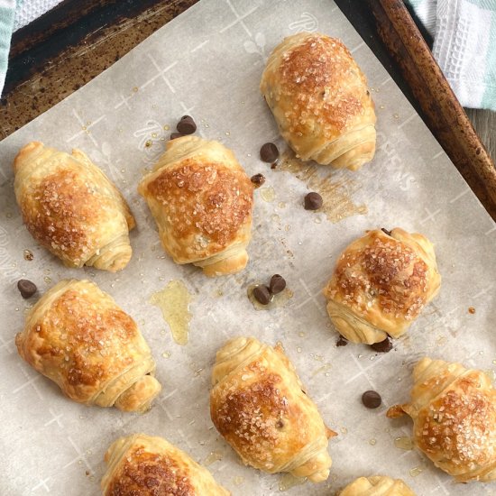 Mini Chocolate Puff Pastry Rolls