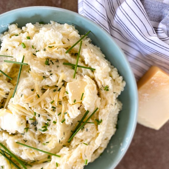 Parmesan & Thyme Mashed Potatoes