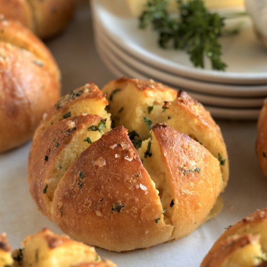 korean cream cheese garlic bread