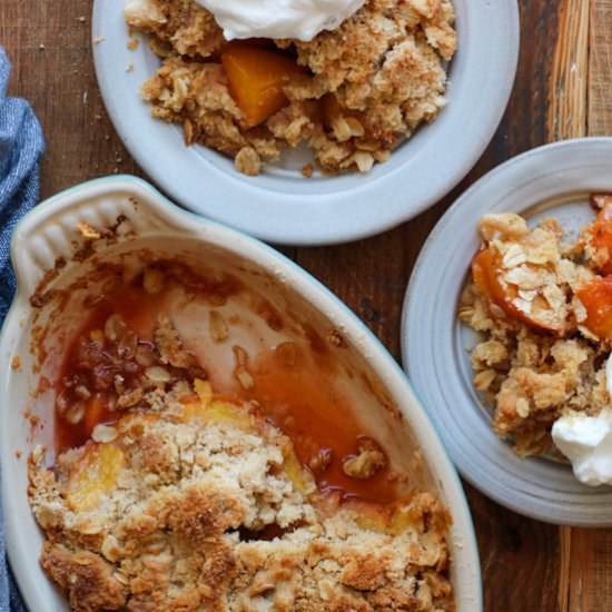 Brown Sugar Peach Crumble