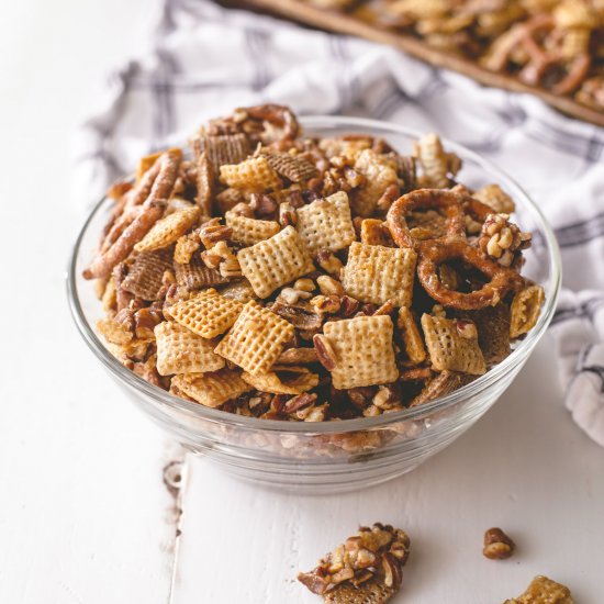 Sweet and Salty Praline Snack Mix