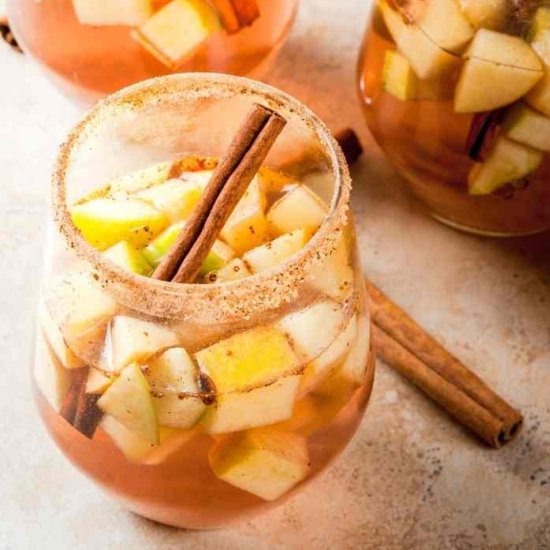 Easy Apple Cider Sangria