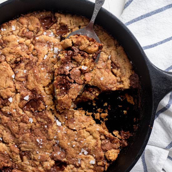 Chocolate Chip Mochi Skillet Cookie