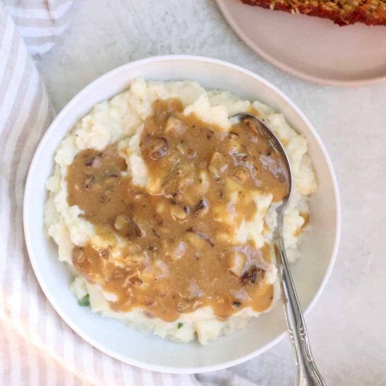 Cozy Vegan Gravy