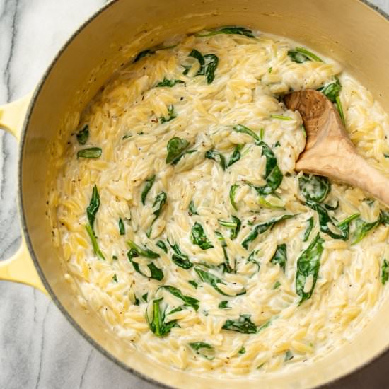 creamy garlic spinach orzo