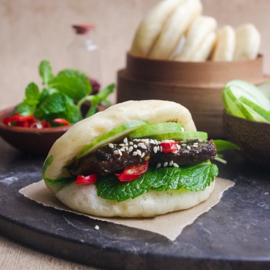 Braised Short Ribs Bao Buns