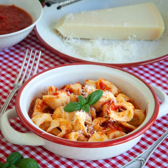 TORTELLINI DE MORTADELA DE BOLONIA