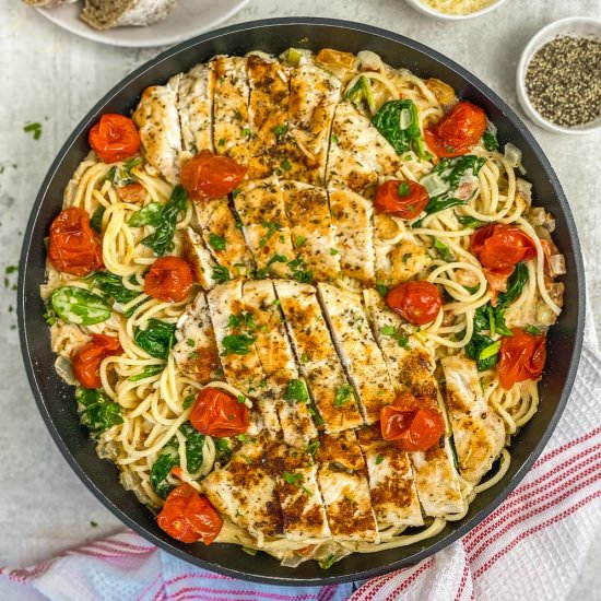 White Wine Creamy Chicken Pasta