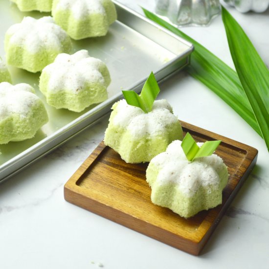 Steamed Pandan Coconut Cake