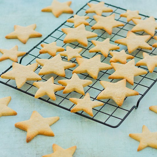 Easy Peasy Christmas Star Biscuits