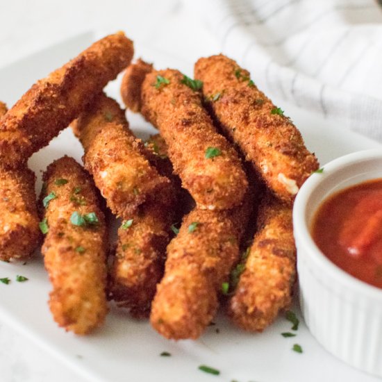 Best Mozzarella Sticks