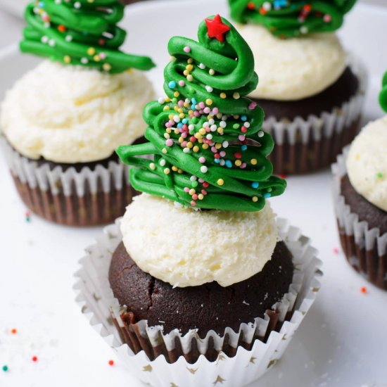 Chocolate Christmas Tree Cupcakes