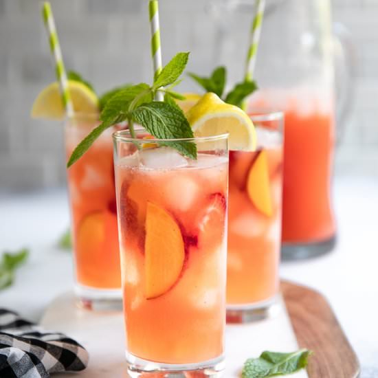 Summer Peach Strawberry Lemonade