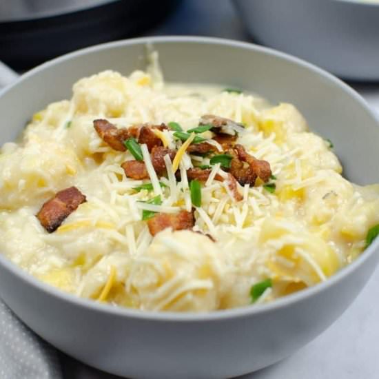 INSTANT POT POTATO SOUP