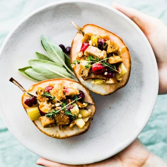 Baked Pears with Vegan Stuffing