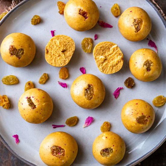 Besan Ladoo