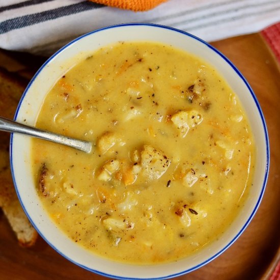 Roasted Cauliflower Soup (Vegan)