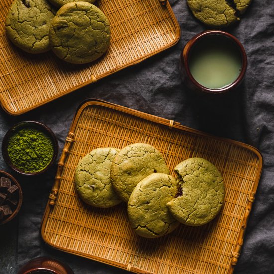 Vegan Matcha Chocolate Chip Cookies