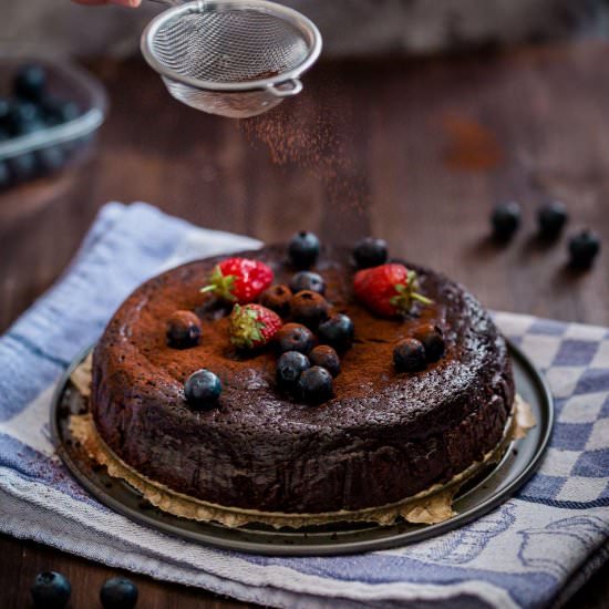 Keto Flourless Chocolate Cake