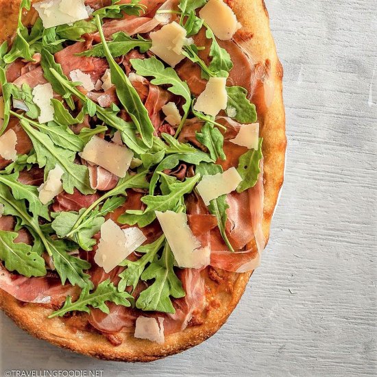 Arugula Prosciutto Pizza